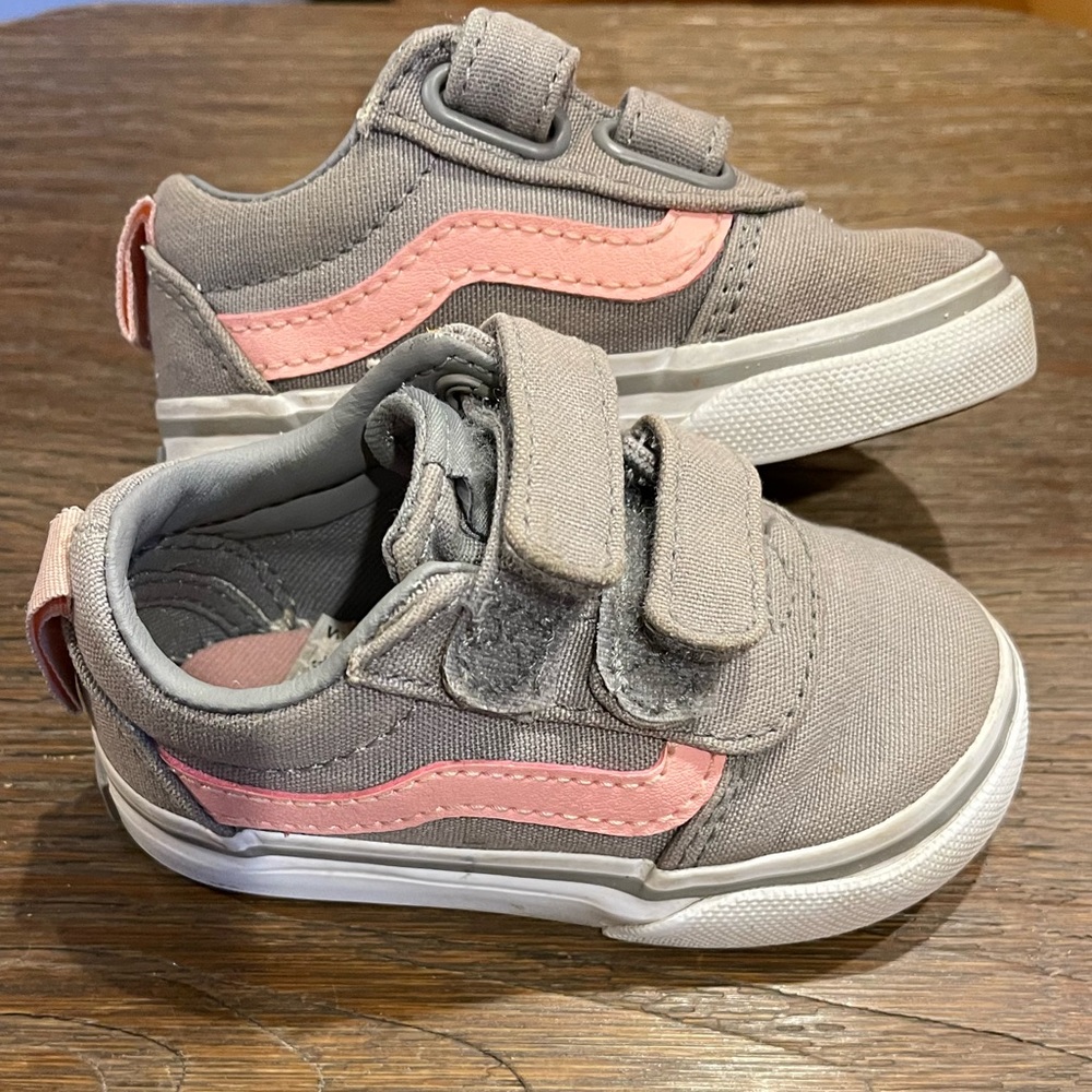 Toddler vans -Velcro